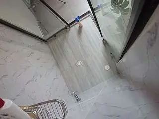 Camsoda Nude Webcam of voyeurcam-jb-shower-2