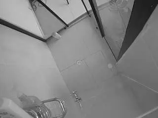 Camsoda Sex Cam of voyeurcam-jb-shower-2