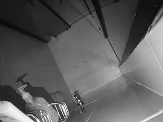 Camsoda Sex Cam of voyeurcam-jb-shower-2