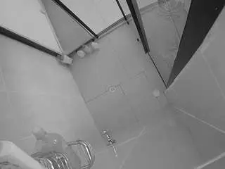 Camsoda Live Sex of voyeurcam-jb-shower-2