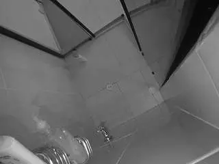 Camsoda Nude Webcam of voyeurcam-jb-shower-2