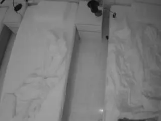 Camsoda Free Porn Cam of voyeurcam-julmodels-bed-5