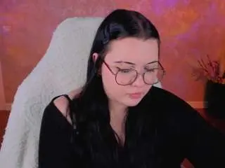 Camsoda Adult Webcam of kira-gold