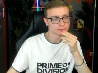 Camsoda Free Porn Cam of emmitbarker