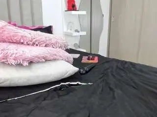 Camsoda Free Live Porn of queen-antonella-oficial