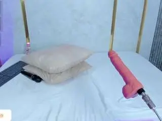 Camsoda Free Live Porn of amor-smith