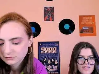 Camsoda Adult Video Chat of emma-dark