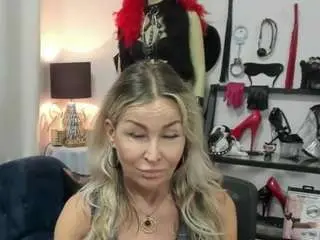Camsoda Watch Live Sex Cams of luxcrystal