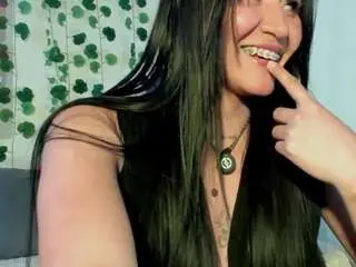 Camsoda Adult Webcam of myominix
