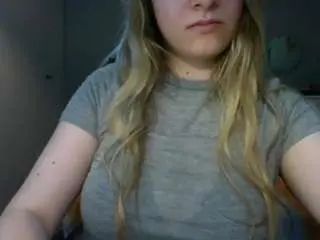 Camsoda Sex Cam of rosiejune