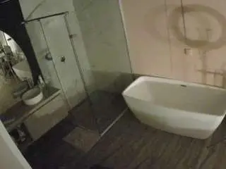 Camsoda Sex Chat of voyeurcam-casa-salsa-bathroom-2