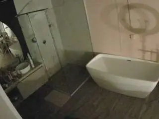 Camsoda Nude Webcam of voyeurcam-casa-salsa-bathroom-2