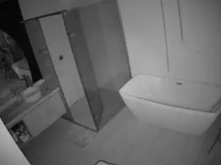 Camsoda Nude Webcam of voyeurcam-casa-salsa-bathroom-2