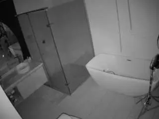 Camsoda Adult Video Chat of voyeurcam-casa-salsa-bathroom-2