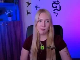 Camsoda Sex Chat of playful-sophie