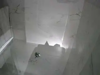 Camsoda Free Porn Cam of voyeurcam-casa-salsa-bathroom-11