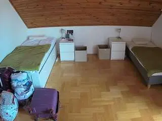 Camsoda Nude Webcam of voyeurcam-julmodels-greybed-3