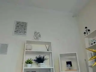 Camsoda Free Porn Cam of annisfrankson