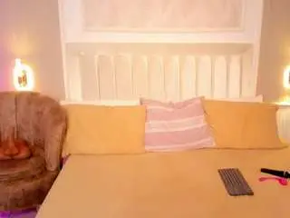 Camsoda Watch Live Sex Cams of ariana-colleman