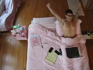Camsoda Adult Webcam of voyeurcam-celticiron-01