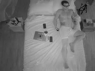 Camsoda Adult Webcam of voyeurcam-celticiron-01
