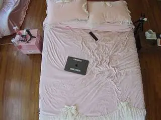 Camsoda Nude Webcam of voyeurcam-celticiron-01