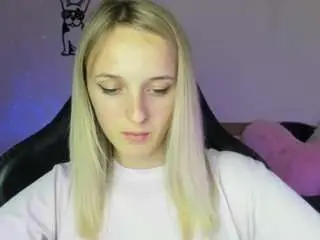 Camsoda Private Sex Chat of rousereedd