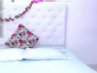 Camsoda Adult Webcams of petite-cherry