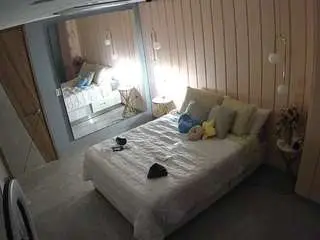 Camsoda Sex Cam of voyeurcam-casa-salsa-bedroom-2