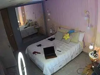 Camsoda Watch Live Sex Cams of voyeurcam-casa-salsa-bedroom-2