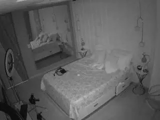 Camsoda Free Live Porn of voyeurcam-casa-salsa-bedroom-2