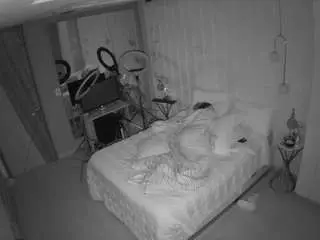 Camsoda Live Porn of voyeurcam-casa-salsa-bedroom-2
