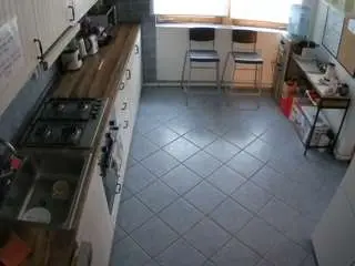 Camsoda Nude Webcam of voyeurcam-julmodels-kitchen-2