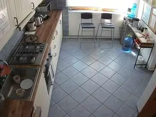 Camsoda Best Webcam of voyeurcam-julmodels-kitchen-2