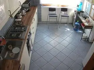 Camsoda Adult Webcam of voyeurcam-julmodels-kitchen-2