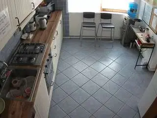 Camsoda Adult Webcam of voyeurcam-julmodels-kitchen-2
