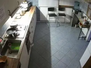Camsoda Nude Webcam of voyeurcam-julmodels-kitchen-2