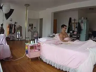 Camsoda Nude Webcam of voyeurcam-celticiron-02