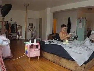 Camsoda Free Porn Cam of voyeurcam-celticiron-02