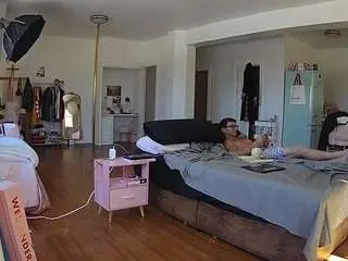 Camsoda Best Webcam of voyeurcam-celticiron-02