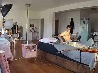 Camsoda Private Sex Chat of voyeurcam-celticiron-02