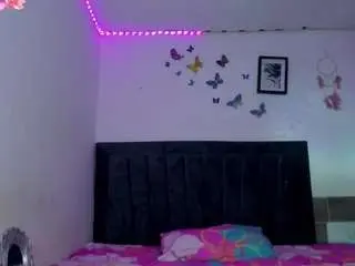 Camsoda Watch Live Sex Cams of emmie-bunny