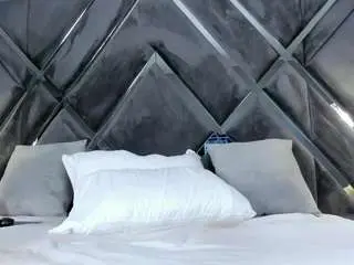 Camsoda Live Porn of mia-evansx