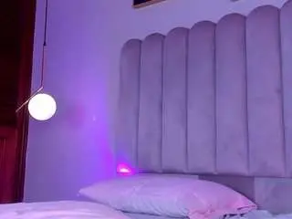 Camsoda Watch Live Sex Cams of leahrouss