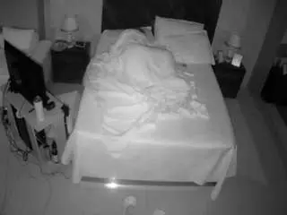 Camsoda Nude Webcam of voyeurcam-casa-salsa-bedroom-3