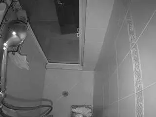 Camsoda Adult Webcam of voyeurcam-baileybase-shower