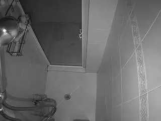 Camsoda Private Sex Chat of voyeurcam-baileybase-shower