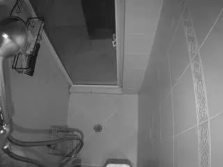 Camsoda Live Sex Cam of voyeurcam-baileybase-shower