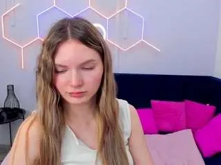 Camsoda Live Sex Cam of evelineamore