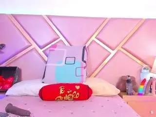 Camsoda Watch Live Sex Cams of sophiiesinclair